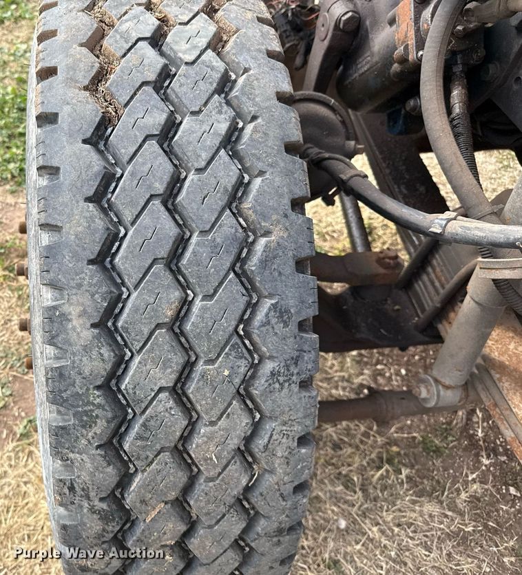 image for item DO2630 2007 Kenworth W900 semi truck