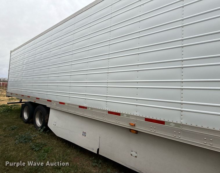 image for item DO2631 2014 Utility Trailers VS2RA refrigerated van trailer