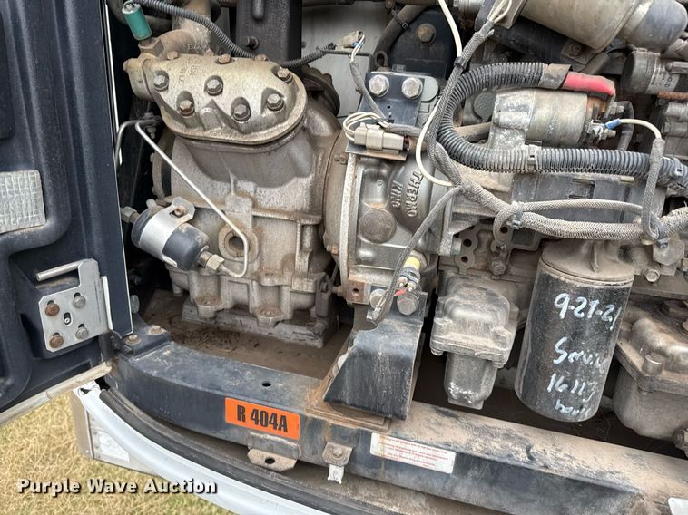 image for item DO2631 2014 Utility Trailers VS2RA refrigerated van trailer