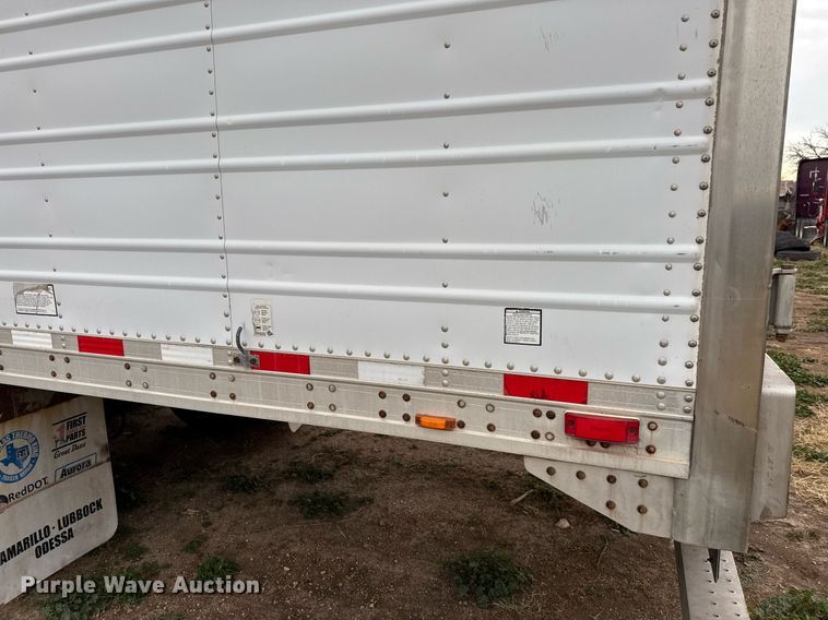 image for item DO2633 2010 Great Dane SUP-1114-11053 refrigerated van trailer