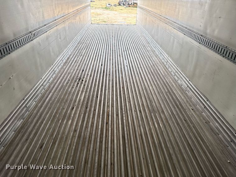 image for item DO2633 2010 Great Dane SUP-1114-11053 refrigerated van trailer