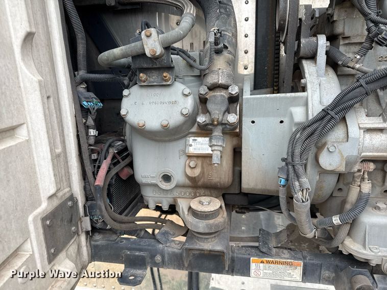 image for item DO2633 2010 Great Dane SUP-1114-11053 refrigerated van trailer