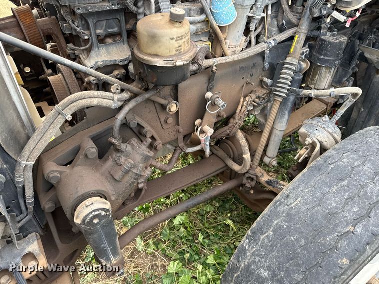 image for item DO2634 2014 Kenworth T660 semi truck