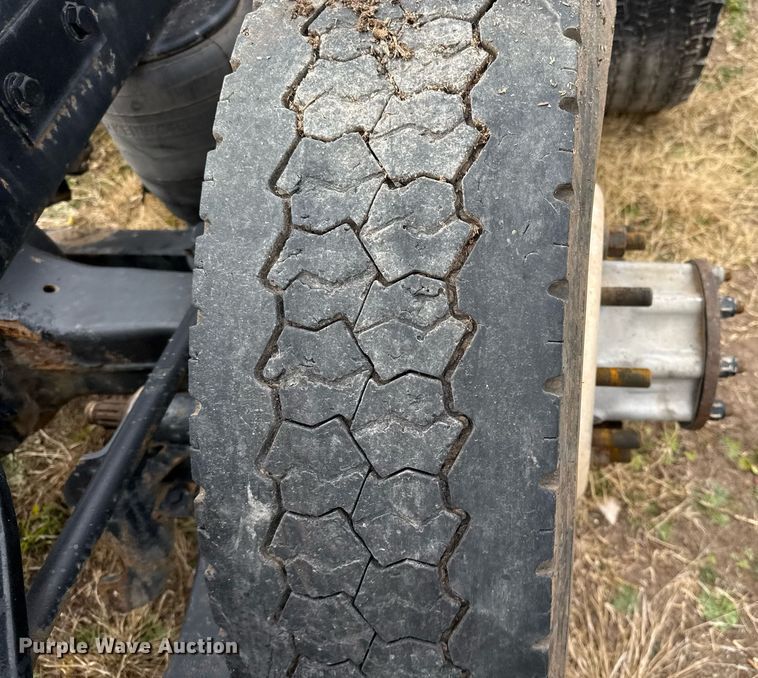 image for item DO2634 2014 Kenworth T660 semi truck