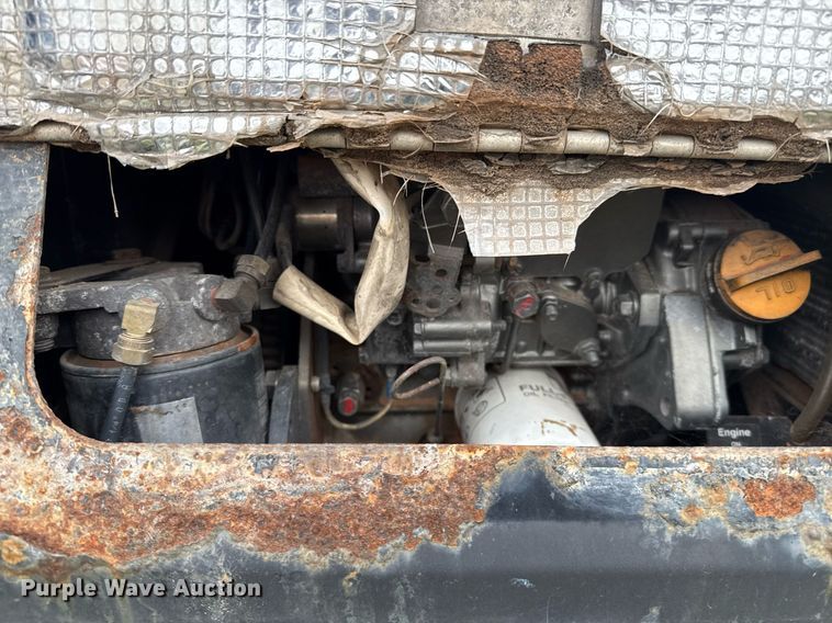 image for item DO2635 2010 Freightliner Cascadia semi truck