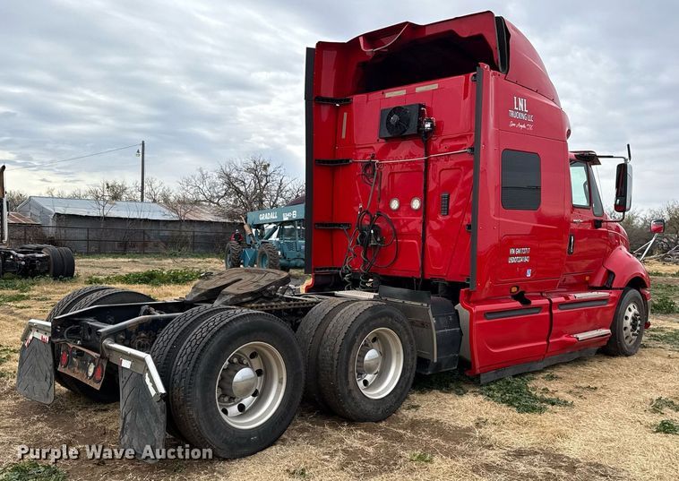 image for item DO2636 2016 International ProStar Plus 122 semi truck