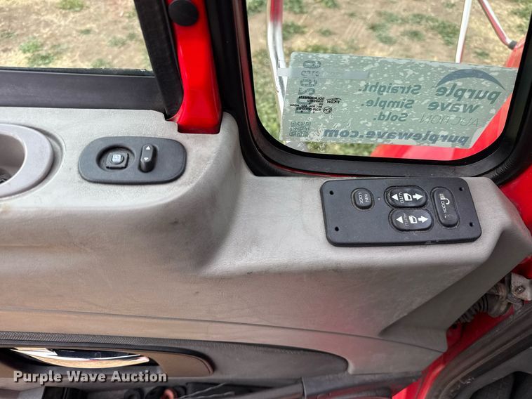 image for item DO2636 2016 International ProStar Plus 122 semi truck