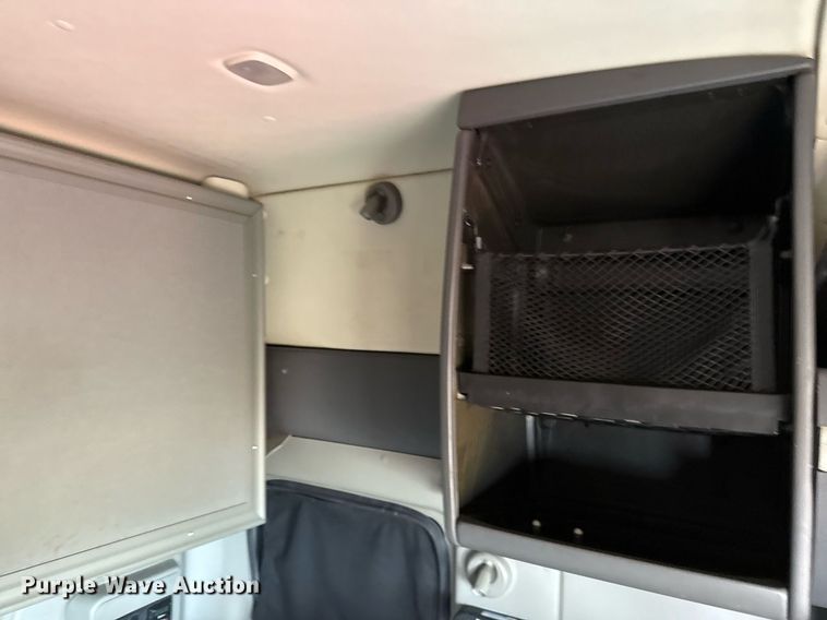 image for item DO2636 2016 International ProStar Plus 122 semi truck