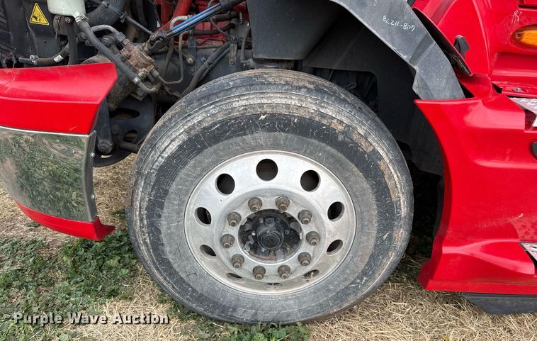 image for item DO2636 2016 International ProStar Plus 122 semi truck