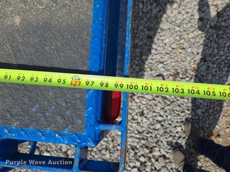 image for item DP6196 2002 International 4700 flatbed truck