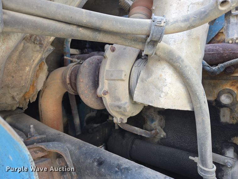 image for item DP6196 2002 International 4700 flatbed truck