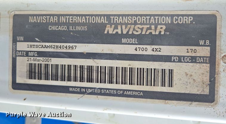 image for item DP6196 2002 International 4700 flatbed truck