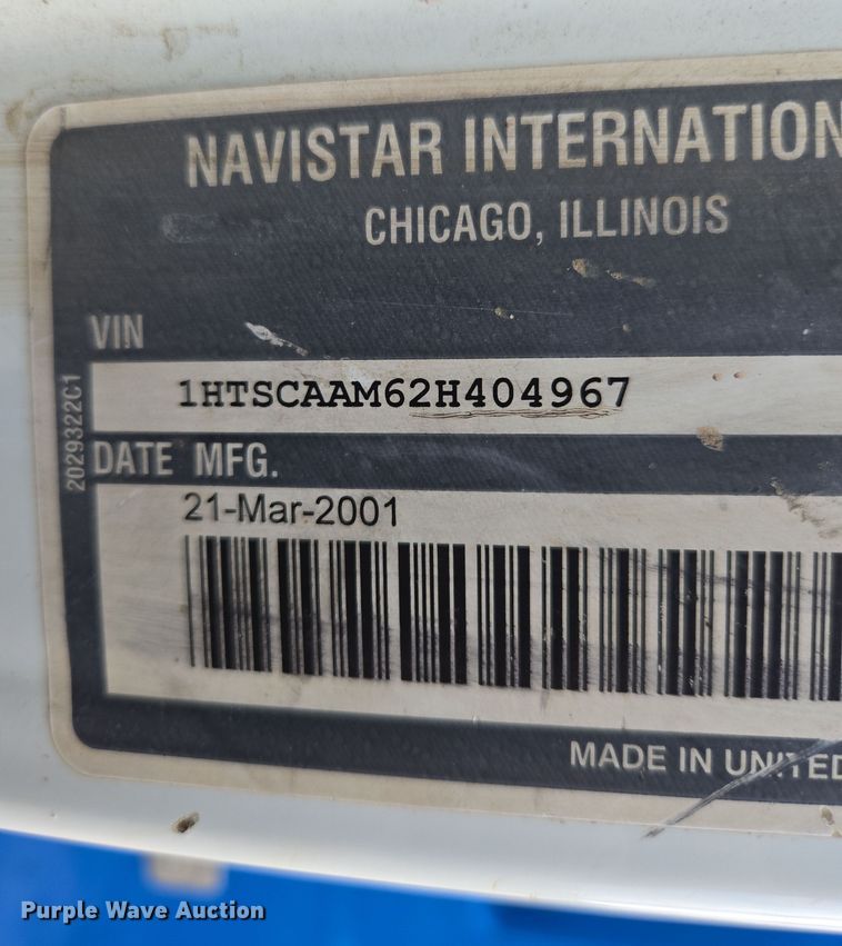 image for item DP6196 2002 International 4700 flatbed truck