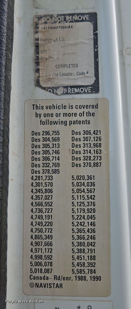 image for item DP6196 2002 International 4700 flatbed truck