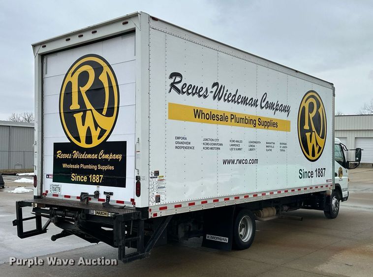 image for item DQ6602 2019 Mitsubishi Fuso Canter box truck