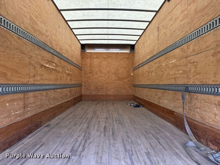 image for item DQ6602 2019 Mitsubishi Fuso Canter box truck