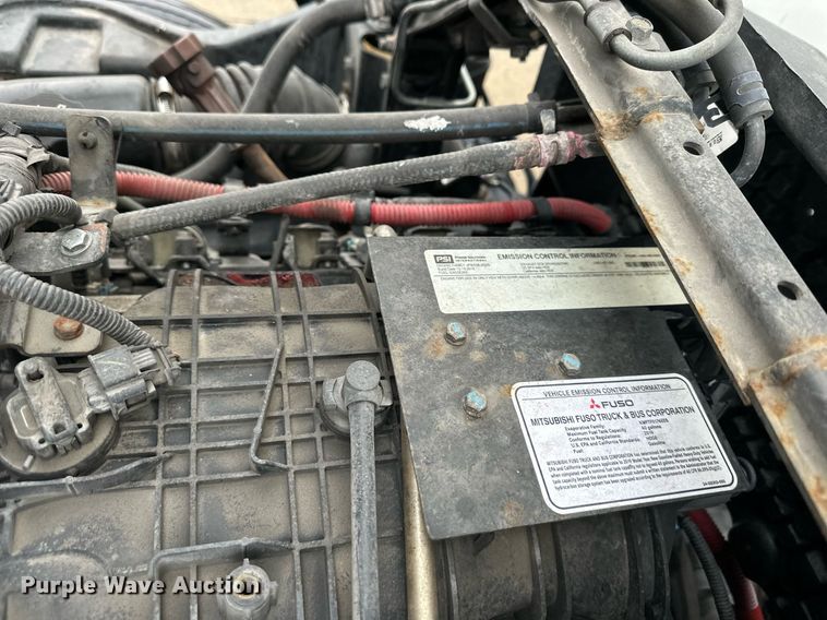 image for item DQ6602 2019 Mitsubishi Fuso Canter box truck