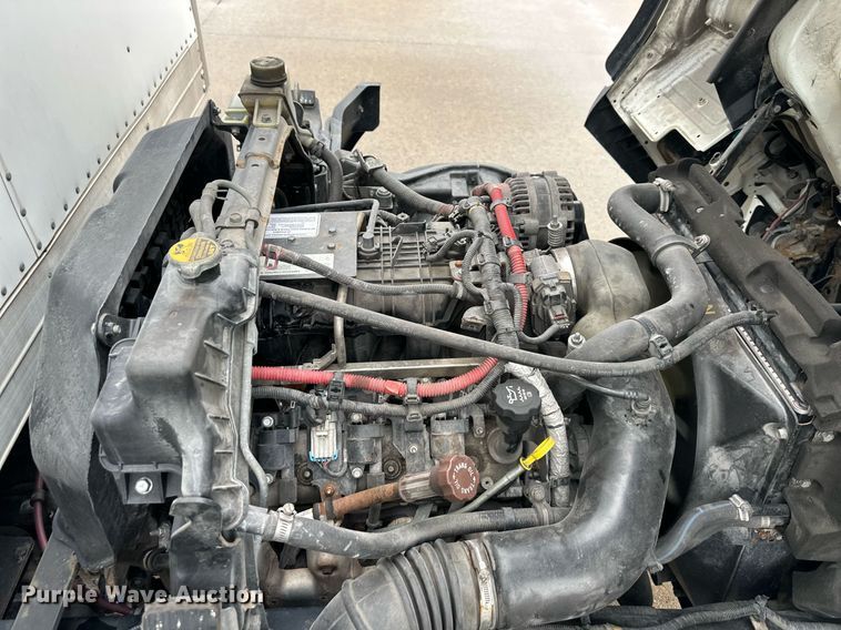 image for item DQ6602 2019 Mitsubishi Fuso Canter box truck