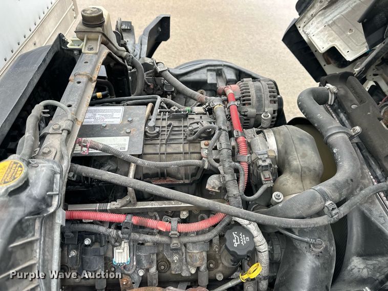 image for item DQ6602 2019 Mitsubishi Fuso Canter box truck