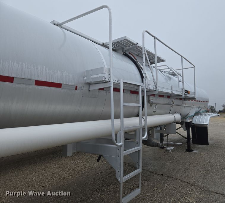 image for item DS5254 2001 Polar tank trailer