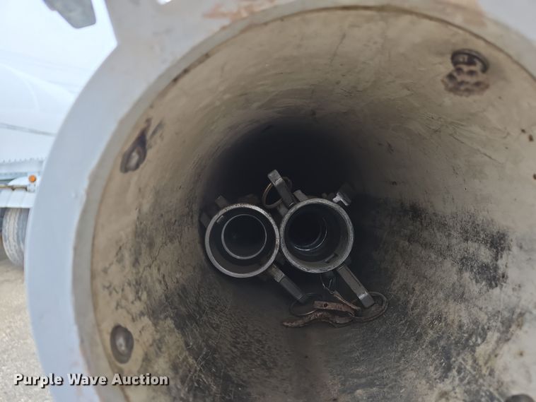 image for item DS5254 2001 Polar tank trailer