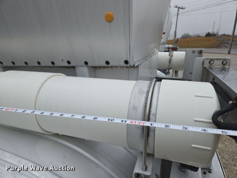 image for item DS5254 2001 Polar tank trailer