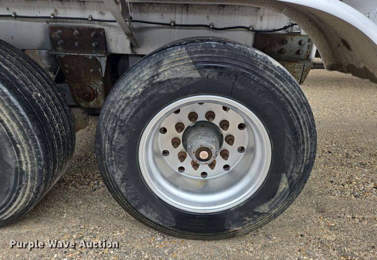 image for item DS5254 2001 Polar tank trailer