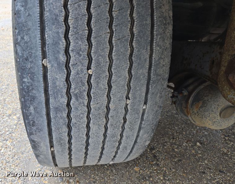 image for item DS5254 2001 Polar tank trailer