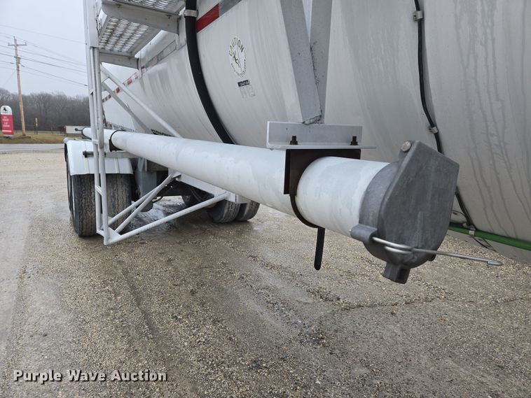 image for item DS5255 1999 Polar tank trailer