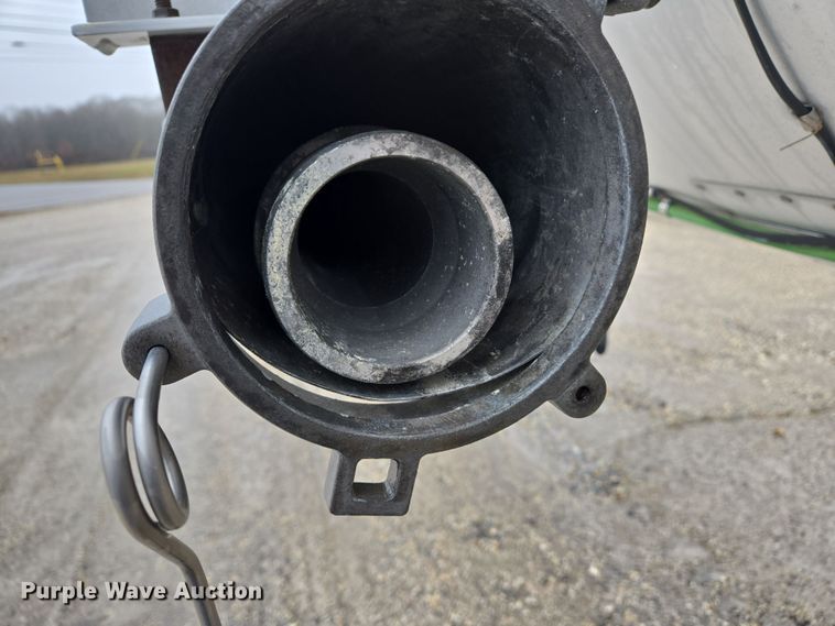 image for item DS5255 1999 Polar tank trailer