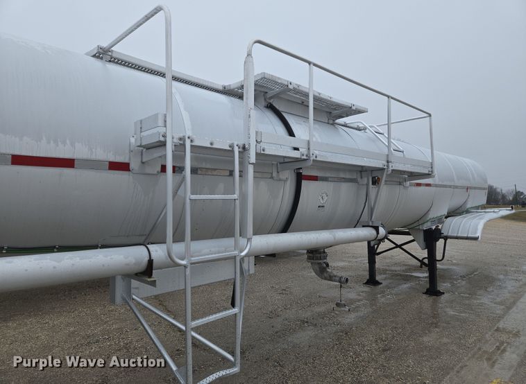 image for item DS5255 1999 Polar tank trailer