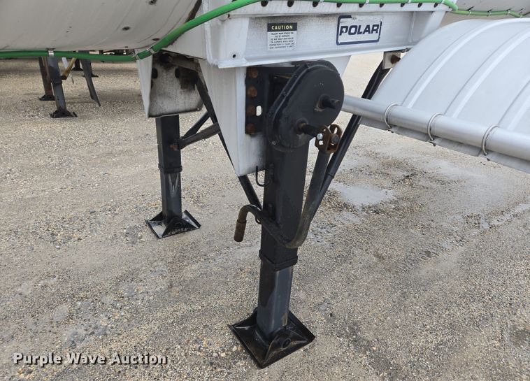 image for item DS5255 1999 Polar tank trailer