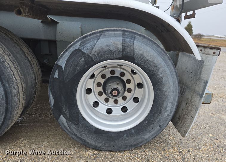 image for item DS5255 1999 Polar tank trailer