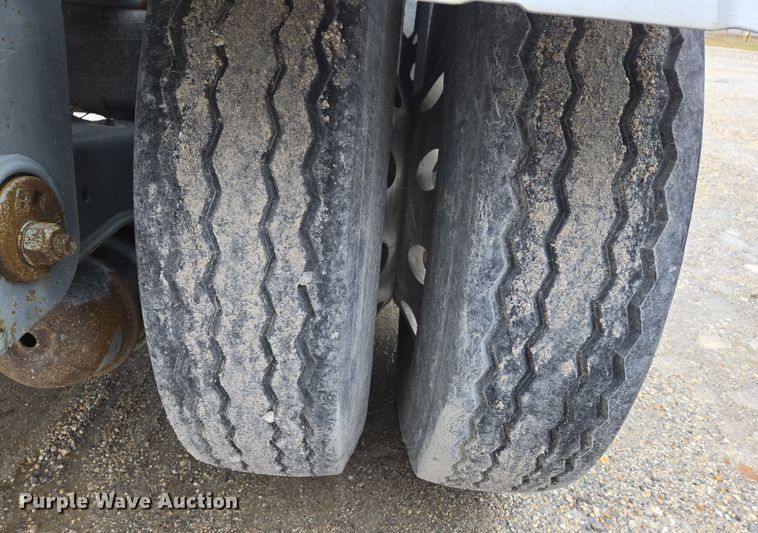 image for item DS5255 1999 Polar tank trailer