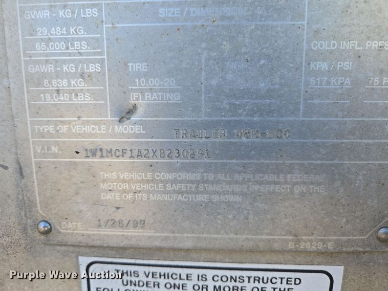 image for item DS5287 1999 Wilson Pacesetter grain trailer