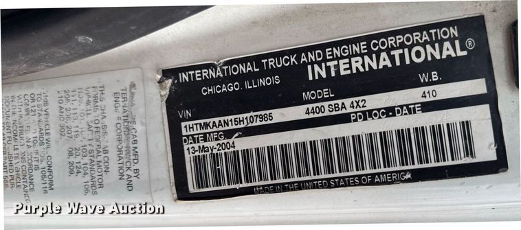 image for item DT0619 2005 International 4400 SBA 4x2 bucket truck