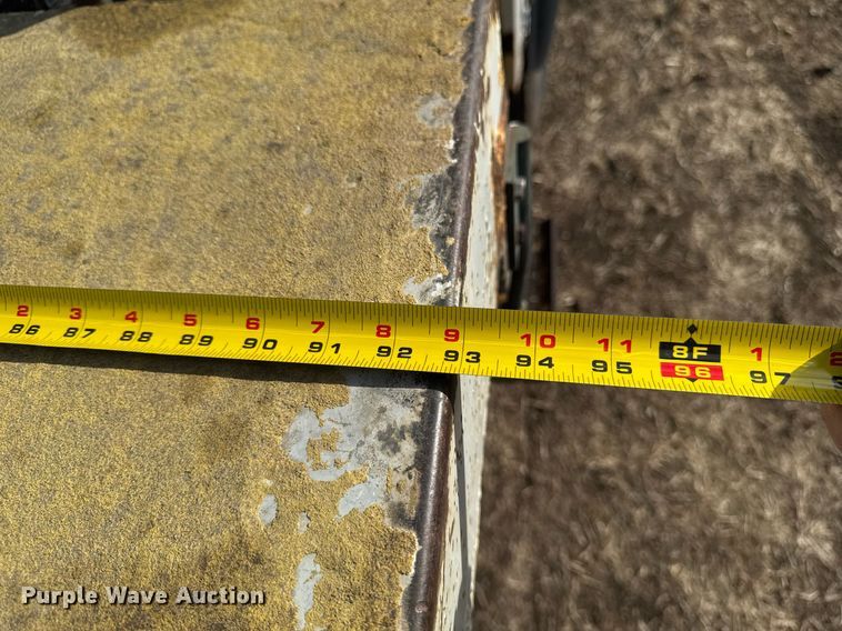 image for item DT0620 1998 International 4900 4x2 digger derrick truck