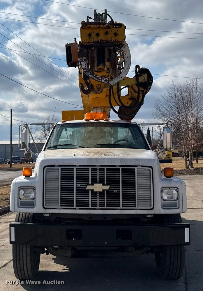 image for item DT0622 1992 Chevrolet Topkick C6500 digger derrick truck