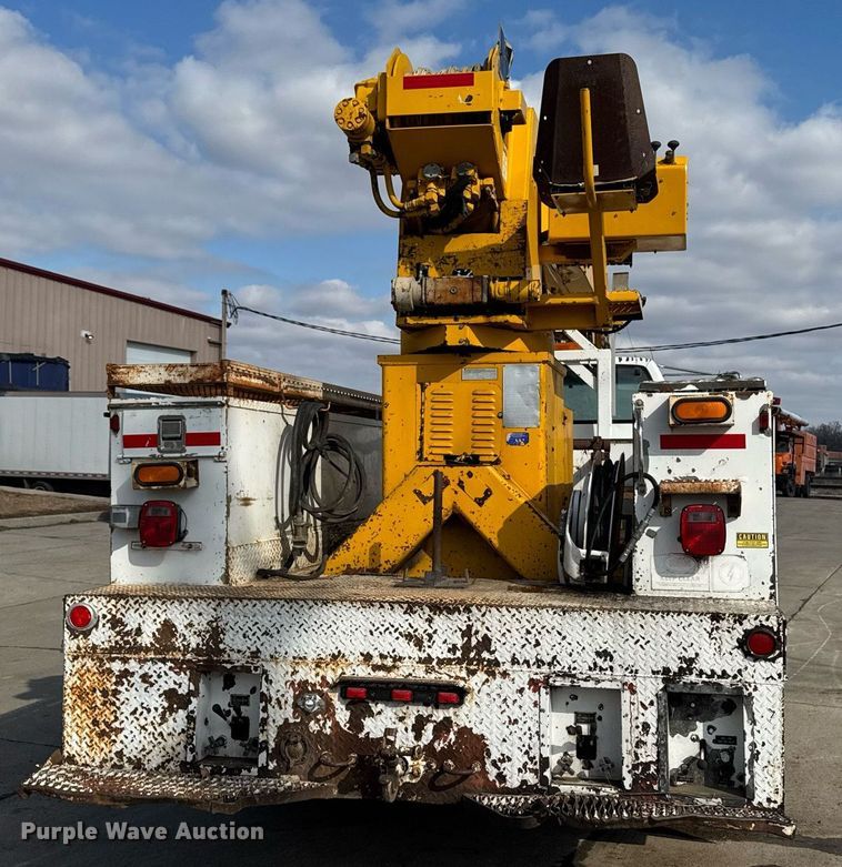 image for item DT0622 1992 Chevrolet Topkick C6500 digger derrick truck