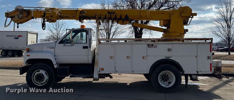 image for item DT0622 1992 Chevrolet Topkick C6500 digger derrick truck