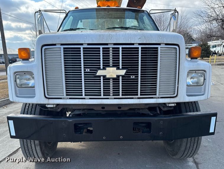 image for item DT0622 1992 Chevrolet Topkick C6500 digger derrick truck