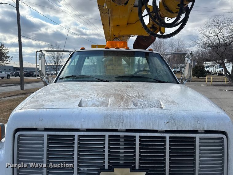 image for item DT0622 1992 Chevrolet Topkick C6500 digger derrick truck