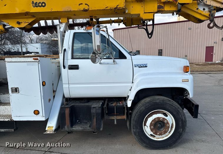 image for item DT0622 1992 Chevrolet Topkick C6500 digger derrick truck