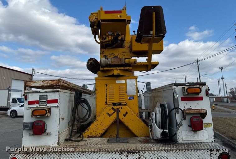 image for item DT0622 1992 Chevrolet Topkick C6500 digger derrick truck