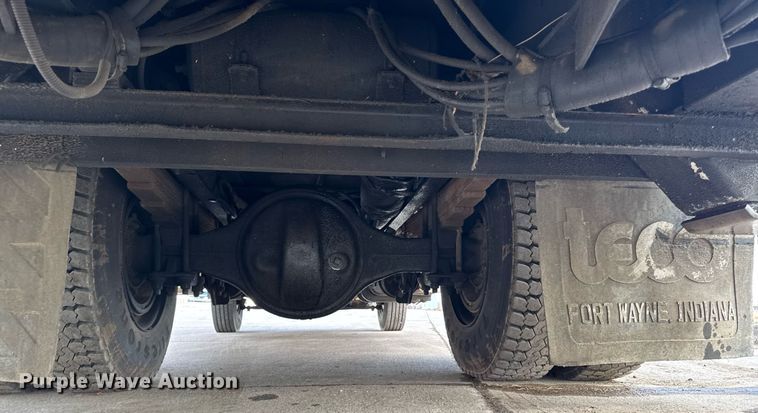 image for item DT0622 1992 Chevrolet Topkick C6500 digger derrick truck