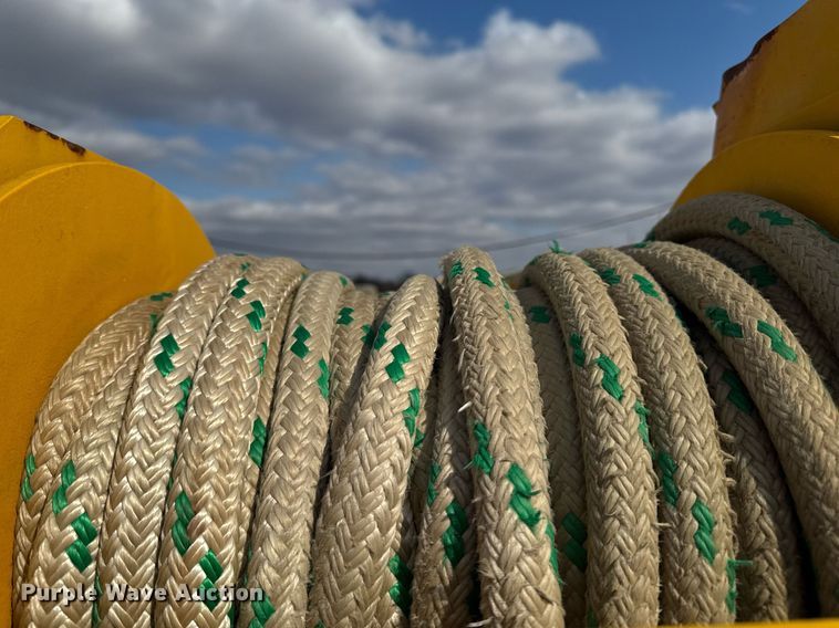 image for item DT0622 1992 Chevrolet Topkick C6500 digger derrick truck