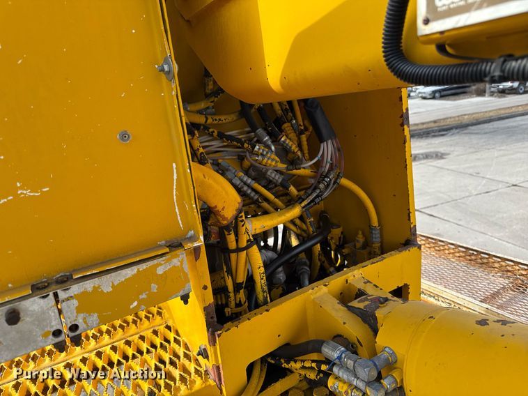 image for item DT0622 1992 Chevrolet Topkick C6500 digger derrick truck