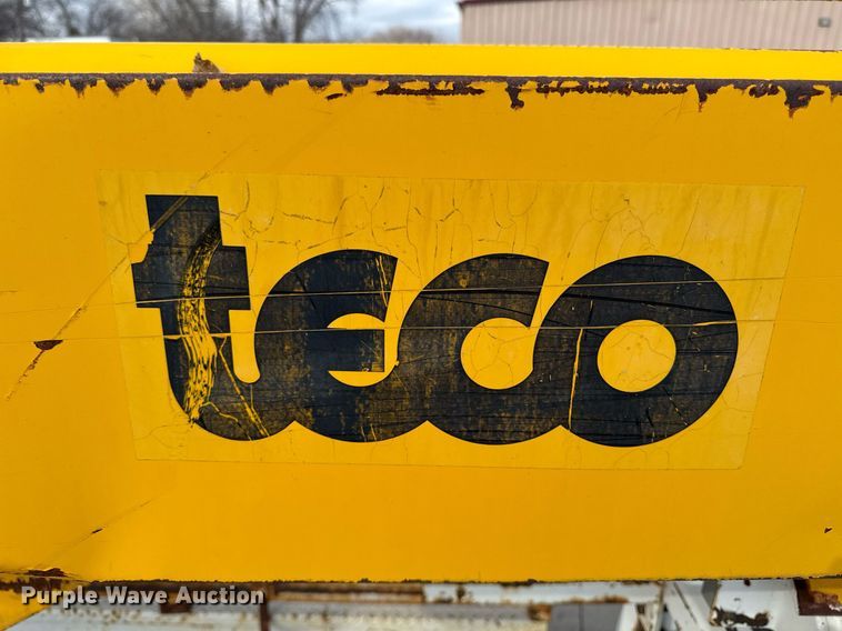 image for item DT0622 1992 Chevrolet Topkick C6500 digger derrick truck