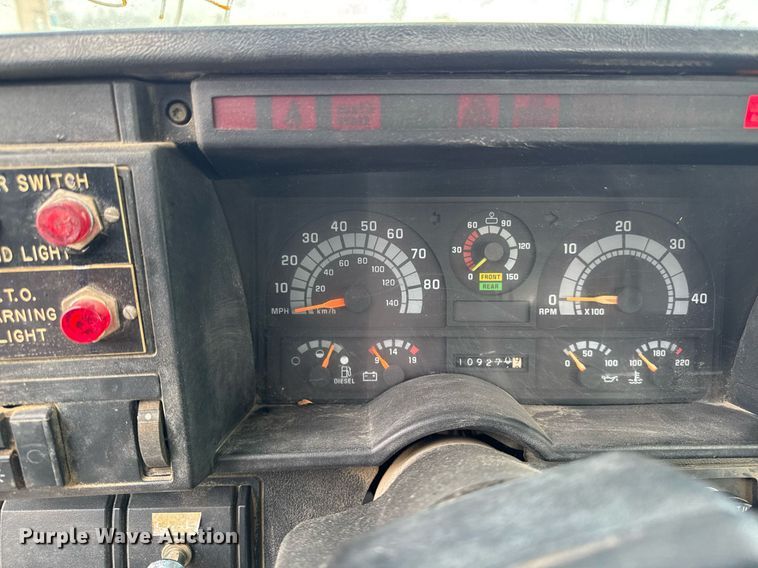 image for item DT0622 1992 Chevrolet Topkick C6500 digger derrick truck