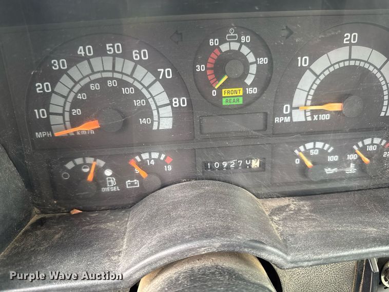 image for item DT0622 1992 Chevrolet Topkick C6500 digger derrick truck